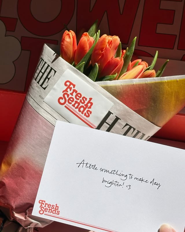Handwritten card with Fresh Sends flower bouquet highlighting meaningful message ideas.-319053103471