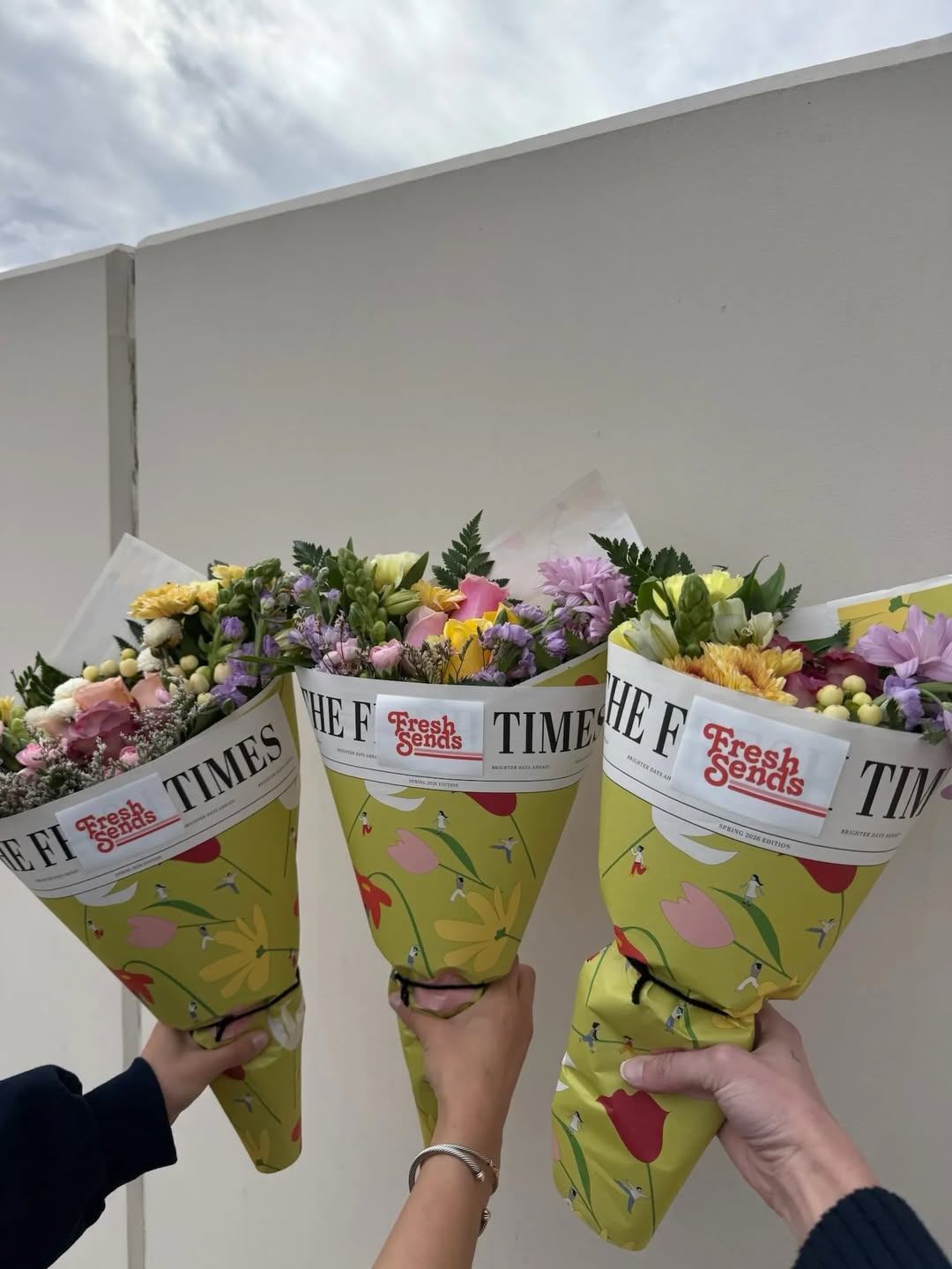 Sending Graduation Flowers? Here’s How to Choose the Right Blooms-320609419631
