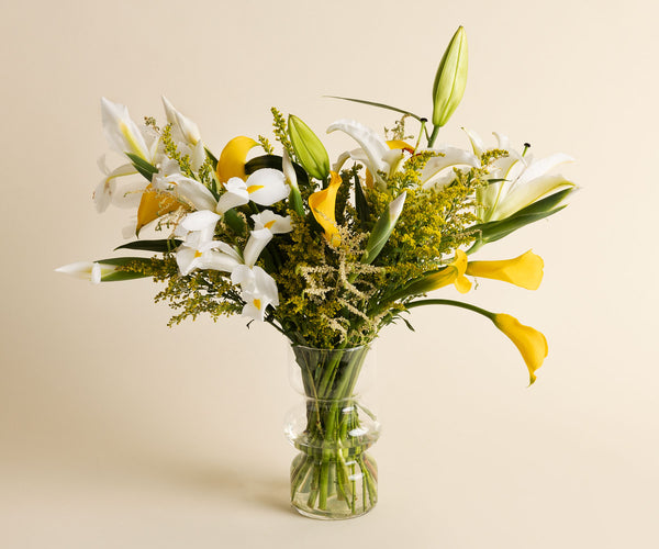 The Send — Hand-Designed Fresh Flower Bouquet Shipped FedEx
